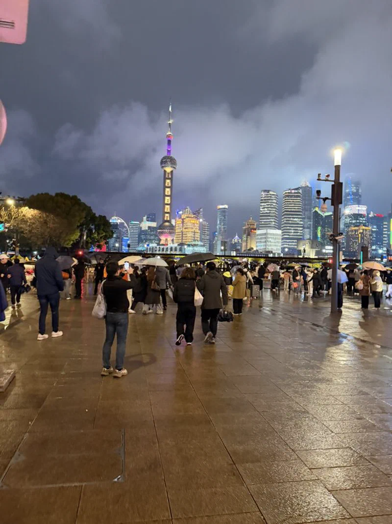 Sightseeing in Shanghai